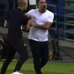 Arda Turan kırmızı kart sonrası çıldırdı!
