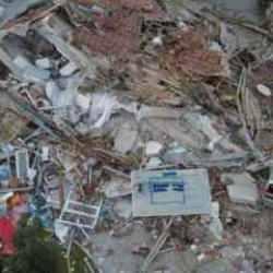 Balıkesir'de deprem! Boyutu hava aydınlanınca ortaya &ccedil;ıktı!