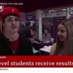 BBC'ye canlı yayında soğuk duş! İngiliz liseli b&ouml;yle haykırdı