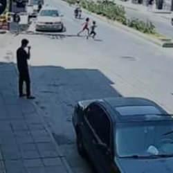 Çocuklara çarpıp birinin ölümüne sebep olan motosikletli hakkında karar