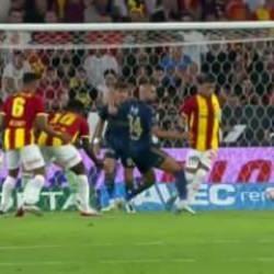 Göztepe penaltı bekledi: Tartışmalı pozisyonda devam kararı