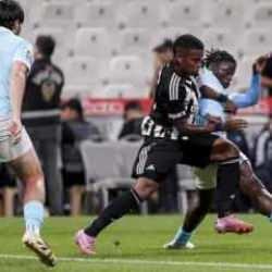 İrlanda basınında Beşiktaş yankısı: Umutlar suya düştü