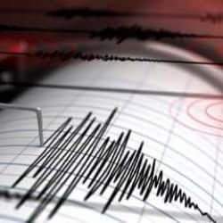 Son dakika: Manisa'da 4.0 b&uuml;y&uuml;kl&uuml;ğ&uuml;nde deprem!