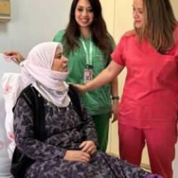 Van’da 60 yaşındaki kadının göğsünden 2 kiloluk kitle çıkarıldı