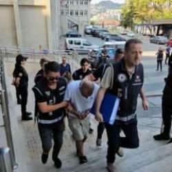 15 milyon liralık 'lüks tatil' vurgunu! 300 kişiyi ağlarına düşürmüşler