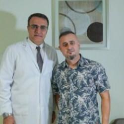 Tek aşamalı ameliyatla, ağrılarından kurtularak yürümeye başladı