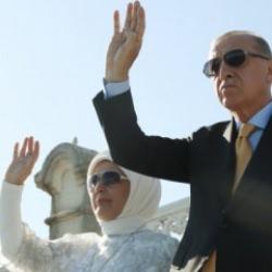 Emine Erdoğan: Eşssiz bir gururla tanıklık ettik