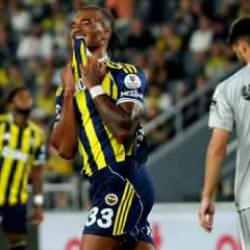 Archie Brown, Fenerbahçe'deki 2. golünü attı