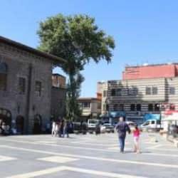 Bir ilde termometreler 48 dereceyi gösterdi, yollar boş kaldı!