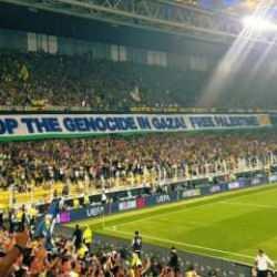 Fenerbahçe taraftarından Filistin'e destek