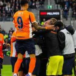 İstanbul'da Avrupa akşamı! Başakşehir, Craiova sınavında 