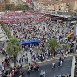 İşte algı siyaseti... 'İğne atsan yere düşmez!'