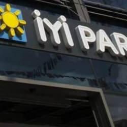 İYİ Parti Mardin İl Başkanı ve ilçe teşkilatları istifa etti