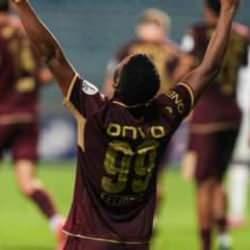 Fırtına İstanbul'da hata yapmadı: Yeni transfer maçı çözdü