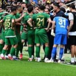 PFDK'dan Amed'e ağır ceza: Bir futbolcu 12 maç forma giyemeyecek