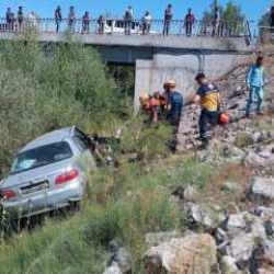 Sivas'ta otomobil dere yatağına uçtu! Yaşlı çiftten acı haber