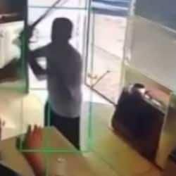 Taksi durağında terör estirmişti' Gereği yapıldı merkeze çekildi