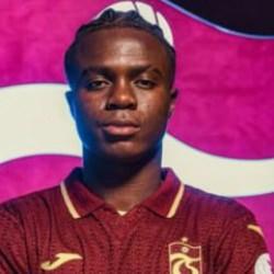 Trabzonspor'a büyük şok! Yeni transfere ceza: Fenerbahçe maçında yok