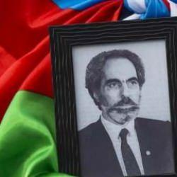 Türk dünyasının sembol isimlerindendi.... Ebulfez Elçibey vefatının 25. yılında anılıyor