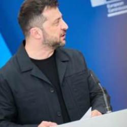 Zelenskiy, Trump ile g&ouml;r&uuml;şmesi i&ccedil;in ne giyecek? Barış i&ccedil;in bir işaret