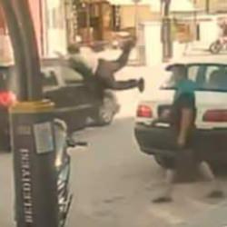 Burdur'da feci kaza: Otomobil çarptı, metrelerce havaya savruldu