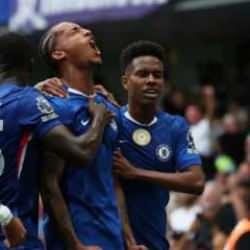 Chelsea'nin golcüsü yazmaya devam ediyor! Derbide 3 puanı kaptılar