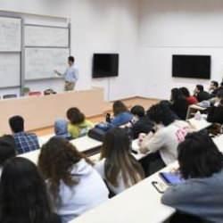 Devlet himayesindeki gençler üniversiteli oldu