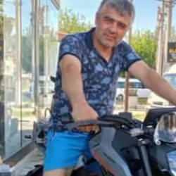 Elektrik direğine çarpan motosikletli öldü