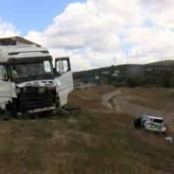 Jandarma aracı su kanalına düştü: Yaralılar var!