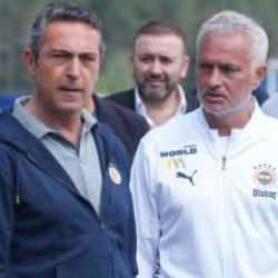 Mourinho Portekiz'de herkesin önünde Ali Koç'u suçladı