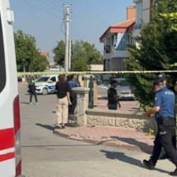 Otomobile binerken kanlı pusu: Baba ve 11 yaşındaki oğlu hayatını kaybetti!