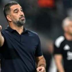 Shakhtar'dan Arda Turan paylaşımı! Saha kenarında heyecanlı anlar...