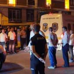 İstanbul'da kan donduran olay: Annesini canice &ouml;ld&uuml;rd&uuml;