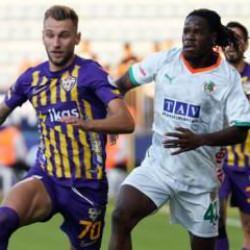 Süper Lig'de kıran kırana maç: Kapanışta gol yağmuru