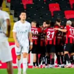 Süper Lig'de nefesler tutuldu: İki takım da 3 puan için mücadele ediyor