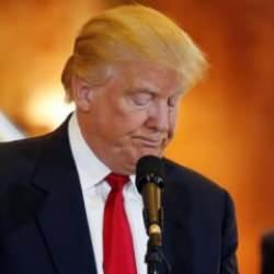 Trump o ülkeyi işaret etti: Devrim var gibi görünüyor