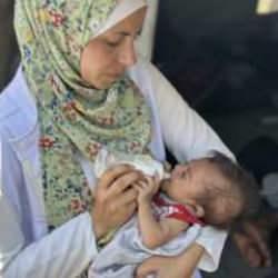 Yeryüzü Doktorları’ndan Kıtlığın Ortasında Bebekler İçin Mücadele