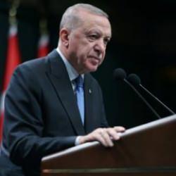 Başkan Erdoğan'dan Milli Takım'a tebrik telefonu