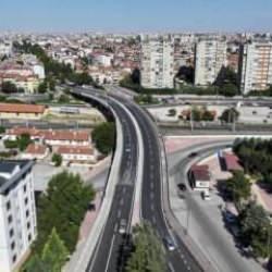 Ahmet Öksüz Üst Geçidi'nde yenileme çalışması tamamlandı 