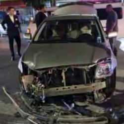 Çorum’da 3 otomobile çarpan traktör sürücüsünün ehliyetine el konuldu