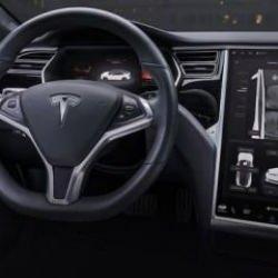 Dokunmatik ekranlı arabalarda yeni dönem! Artık kurallar tamamen değişiyor