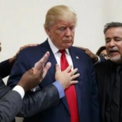 Trump'tan 15 dolara 'cennet' vaadi: Tanrı beni Amerika için kurtardı