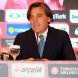 Montella 'Bütün maçlarını izledim' diyerek tek bir ismi işaret etti