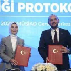 MÜSİAD ve bakanlık arasında protokol: Evlenen çalışana 3, çocuğu olana 2 asgari ücret...