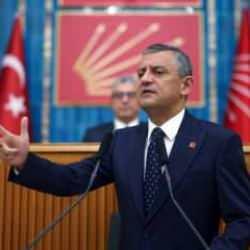 Özgür Özel'den son dakika açıklaması: Gürsel Tekin'i partiden ihraç ettik