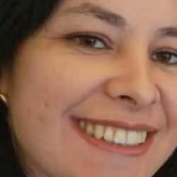 Takla atan otomobilde ağır yaralanan kadın kurtarılamadı