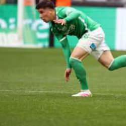 Trabzonspor'un anlaştığı orta saha İstanbul'a geldi: Sözleşmeyi imzalayacak