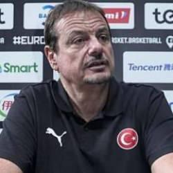 12 Dev Adam final yolunda! Ergin Ataman'dan hava yolu şirketlerine çağrı