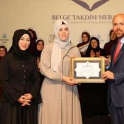 52 kız öğrenci, 75 günde hafız oldu! 