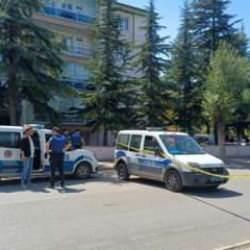 Boşanma aşamasındaki şahıs dehşet saçtı: Eşi ve ailesine kurşun yağdırdı